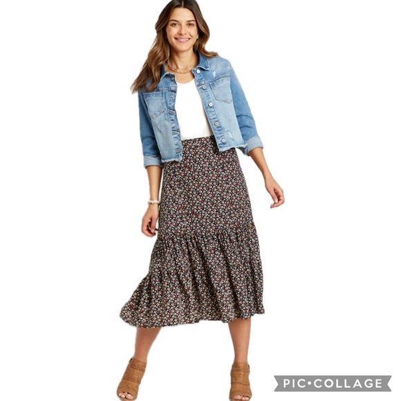 Maurices Ditsy Floral High Rise Ruffle Tiered Pull On Midi Skirt Flowy Textured - Picture 8 of 16